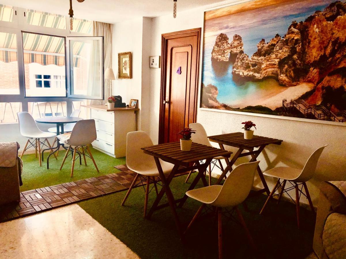 Low Cost Rooms Malaga River Esterno foto