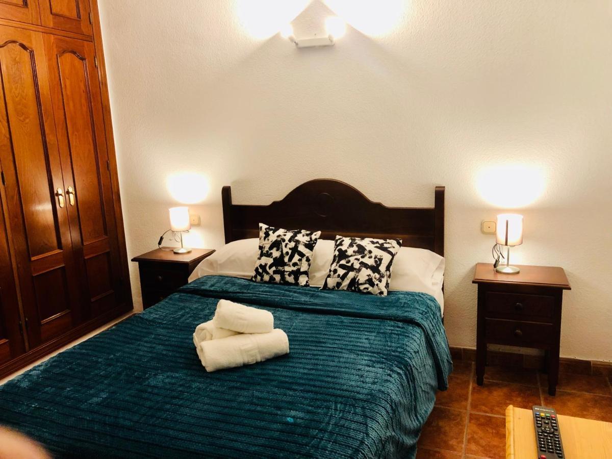 Low Cost Rooms Malaga River Esterno foto